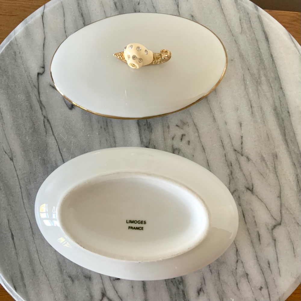 Oval porcelain trinket dish - Picture 8 of 9